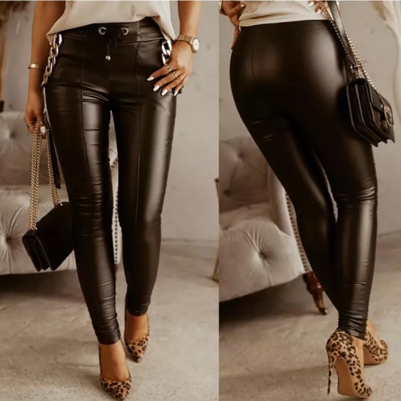 🎉PU Leather Stretch Leggings Chain-Embellished 💝 - Picture 7 of 8